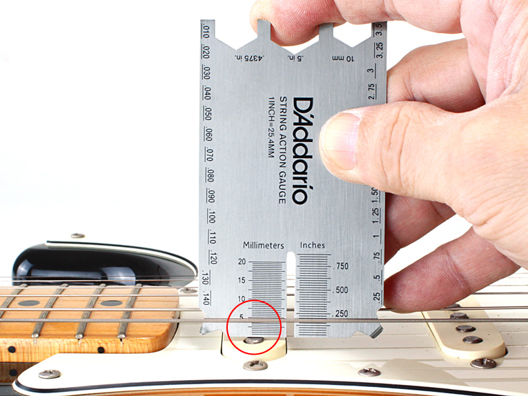 ギター 弦高調整 ストリングスアクションルーラー 弦高計測 スケール 首定規 間隔分割 測定ツール 両面 プラスチック 2枚組