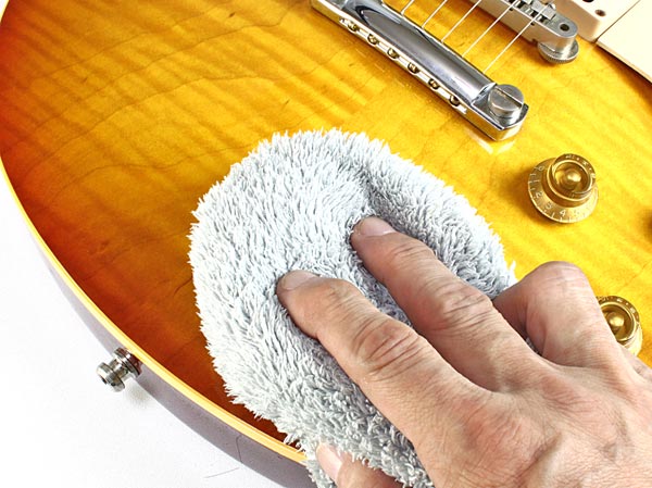 PREMIUM PLUSH MICROFIBER POLISHING CLOTH
