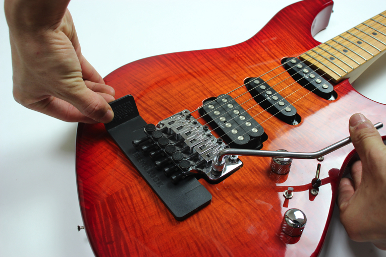 エレキギターの弦交換 張り替え 方法 ギターワークス